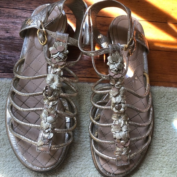CHANEL Gold Floral Sandals - Picture 1 of 8